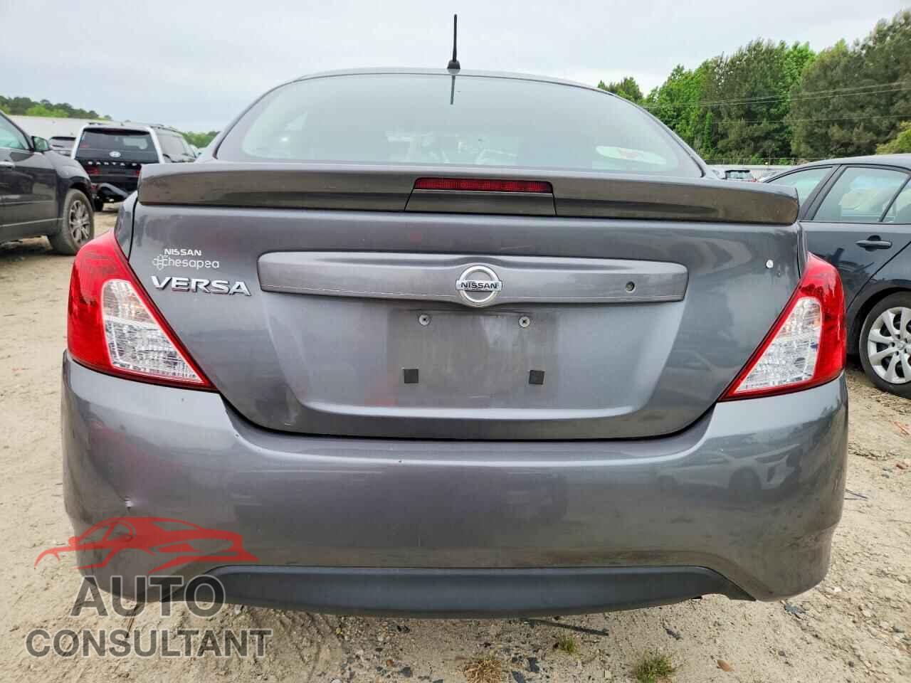 NISSAN VERSA 2017 - 3N1CN7AP1HL848585