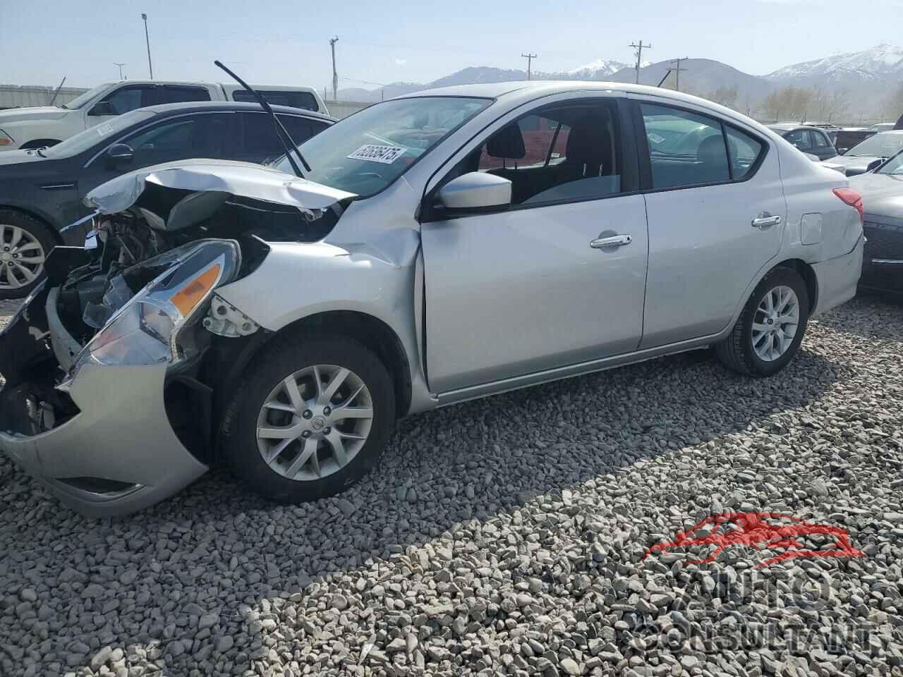 NISSAN VERSA 2018 - 3N1CN7AP5JL859515