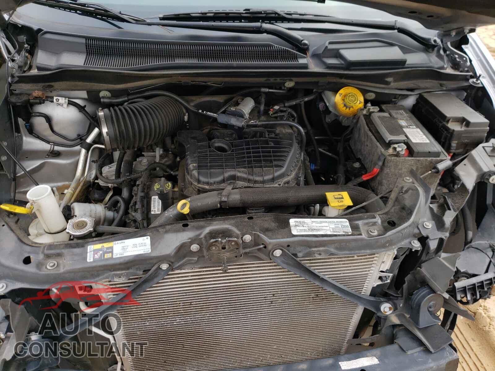DODGE GRAND CARA 2019 - 2C4RDGEG2KR579737