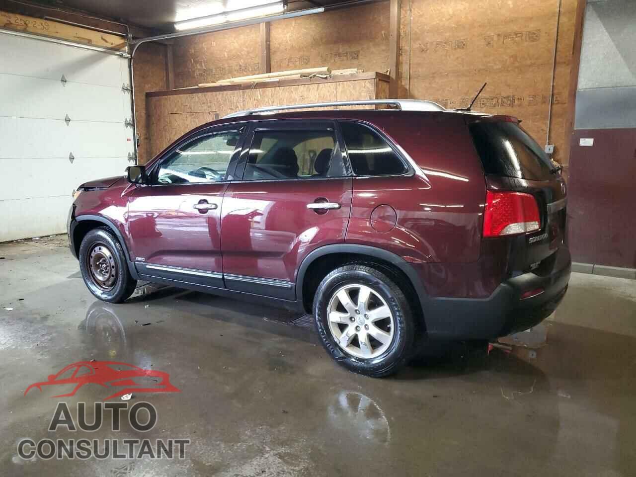 KIA SORENTO 2013 - 5XYKTDA27DG349535