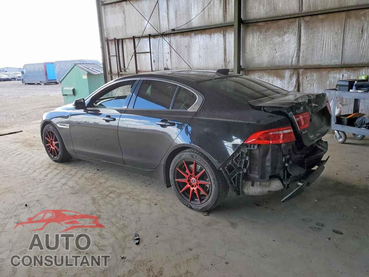 JAGUAR XE 2018 - SAJAR4FX3JCP39225