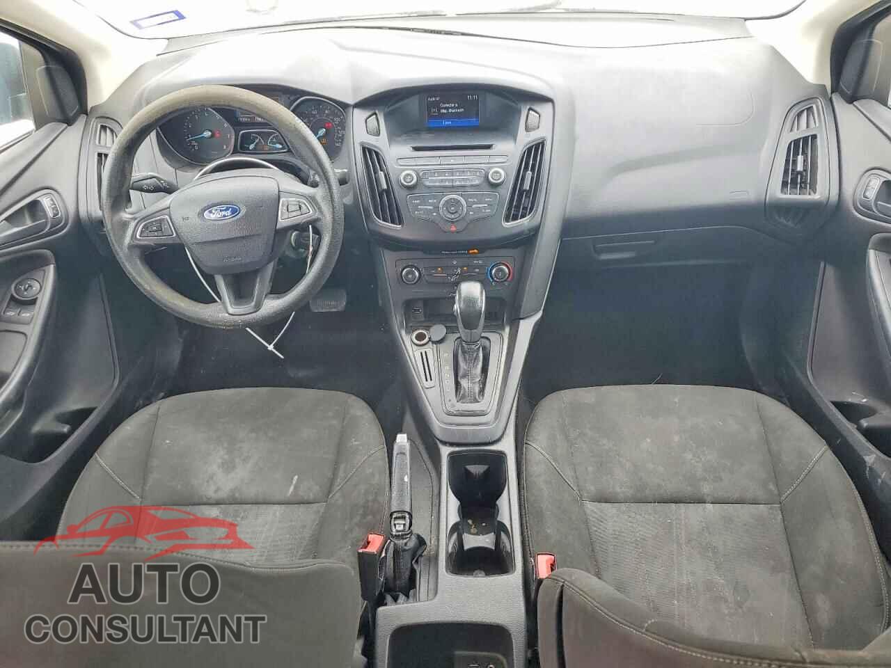 FORD FOCUS 2015 - 1FADP3E21FL255102