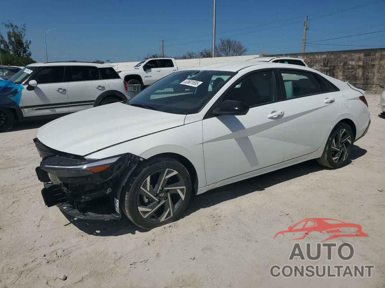HYUNDAI ELANTRA 2025 - KMHLM4DG9SU958111