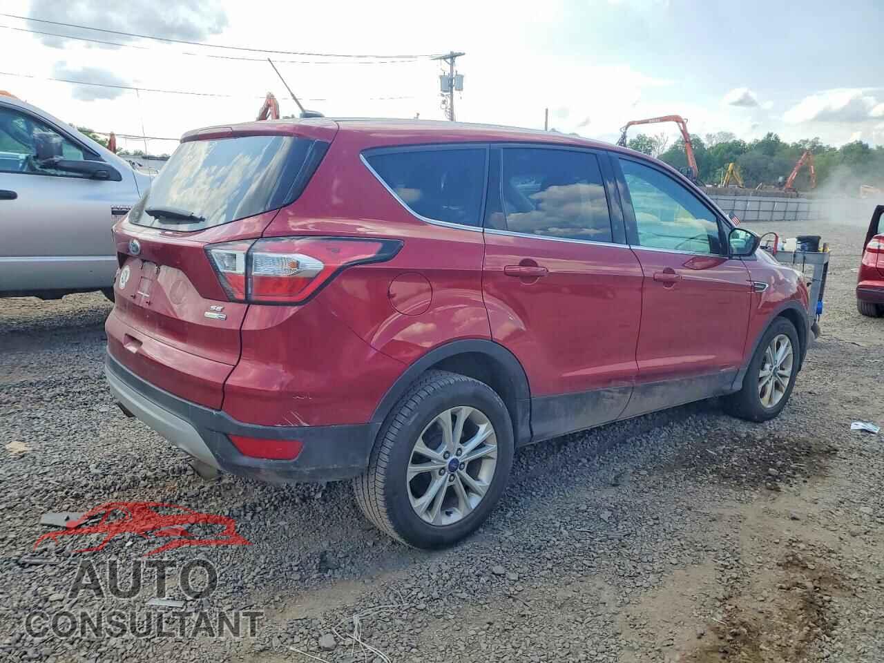 FORD ESCAPE 2017 - 1FMCU9GD3HUC41002