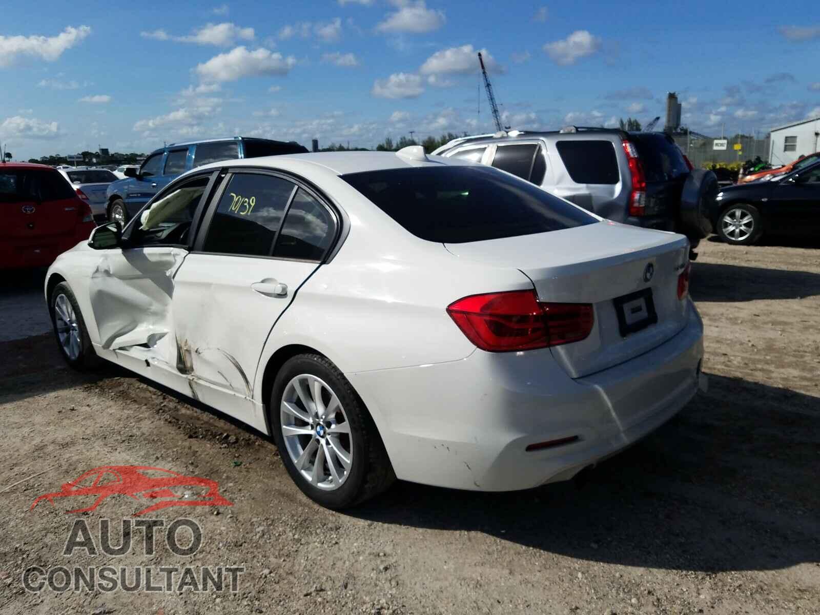 BMW 3 SERIES 2016 - WBA8E1G54GNU12184