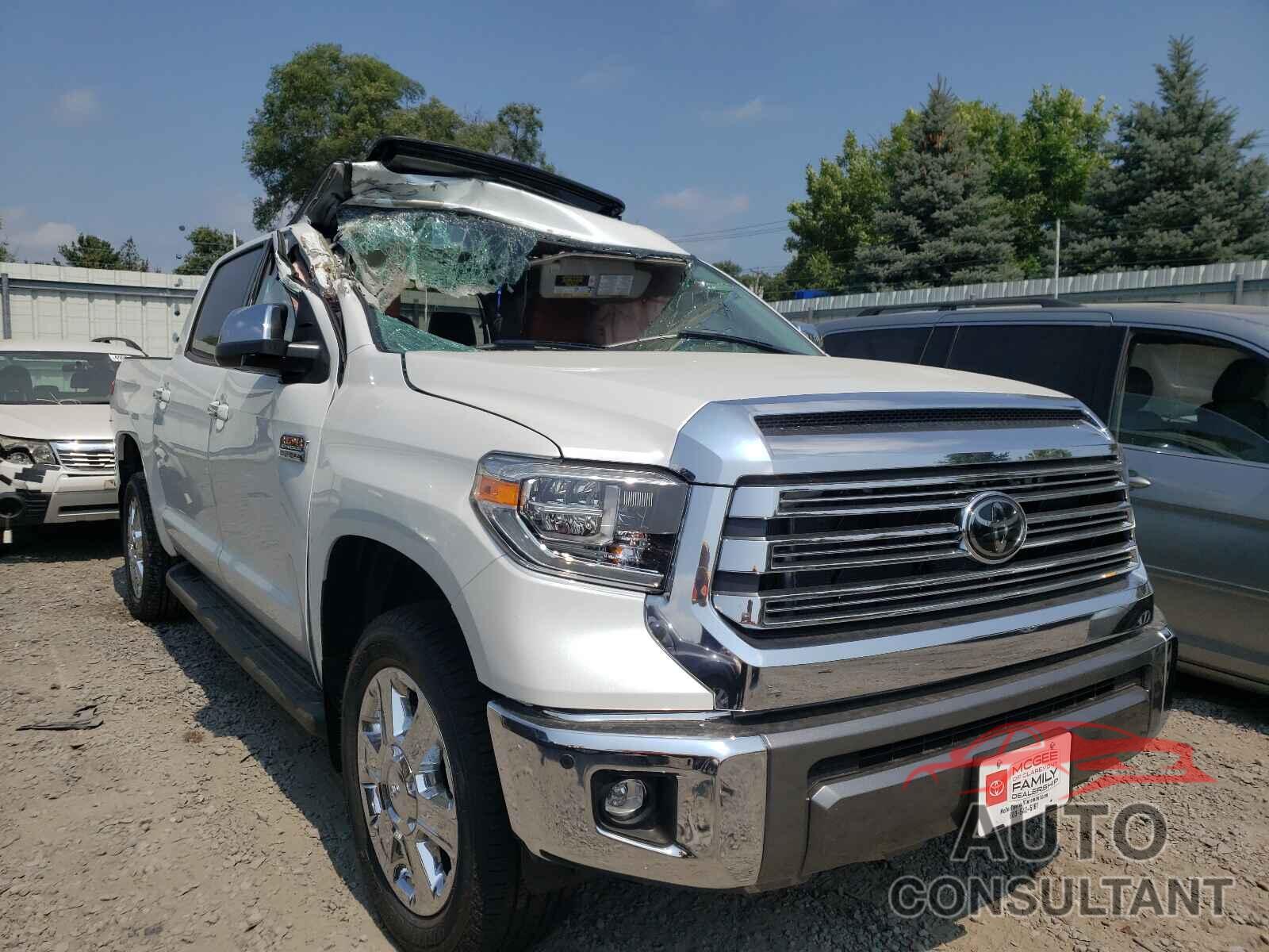 TOYOTA TUNDRA 2021 - 5TFAY5F16MX028098