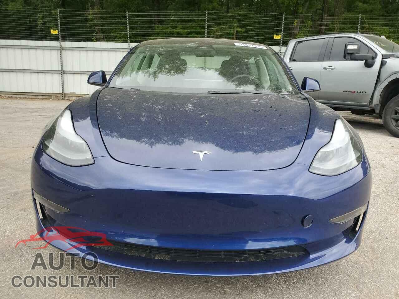 TESLA MODEL 3 2023 - 5YJ3E1EA5PF695318