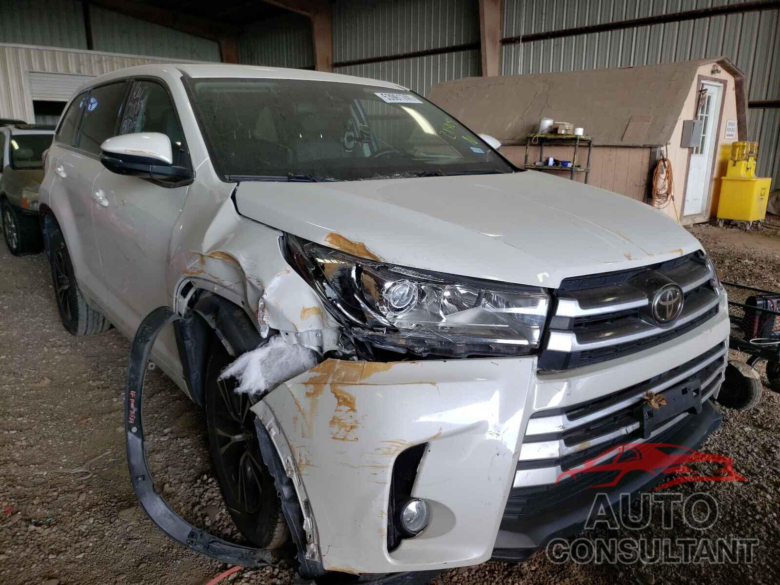 TOYOTA HIGHLANDER 2017 - 5TDZZRFH2HS213104