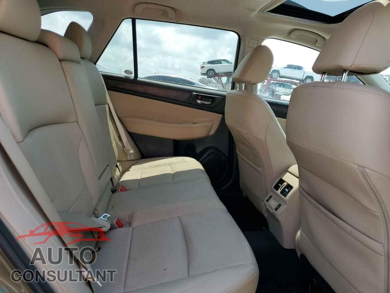SUBARU OUTBACK 2018 - 4S4BSANC5J3322835