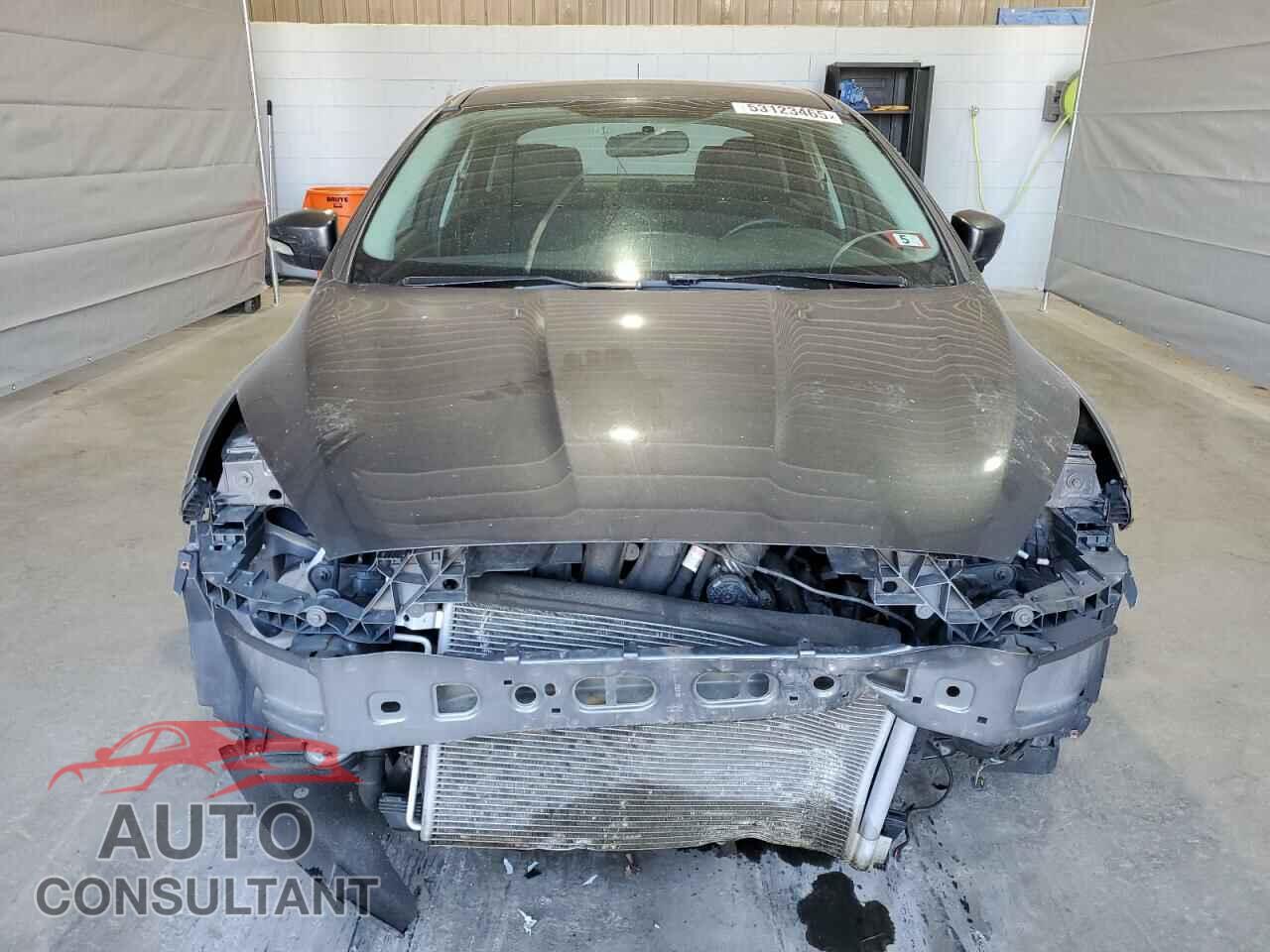 FORD FOCUS 2016 - 1FADP3F23GL375578