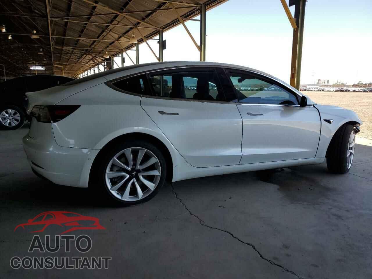 TESLA MODEL 3 2019 - 5YJ3E1EB2KF512667