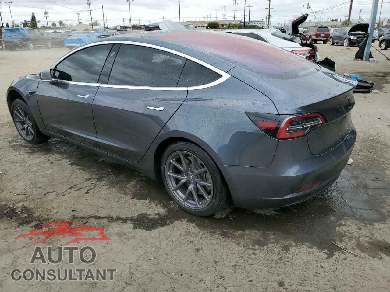 TESLA MODEL 3 2018 - 5YJ3E1EA0JF019091