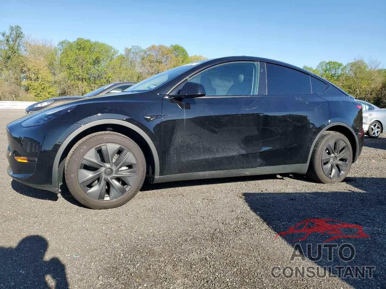 TESLA MODEL Y 2024 - 7SAYGAEE6RF106267