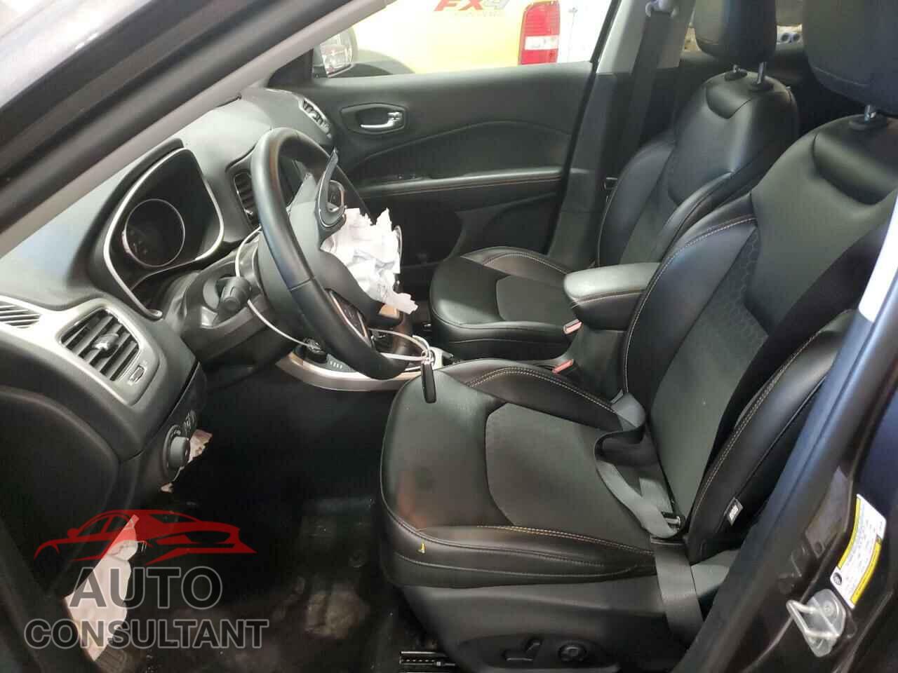 JEEP COMPASS 2019 - 3C4NJDBB4KT641361