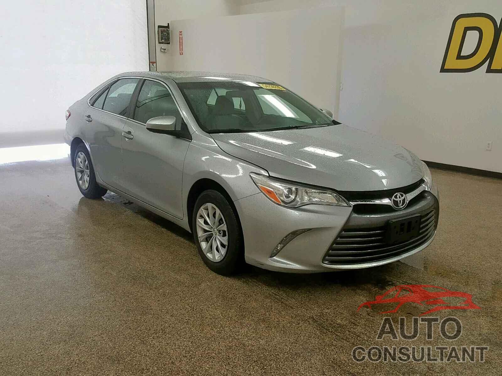 TOYOTA CAMRY 2016 - 4T4BF1FK1GR542248