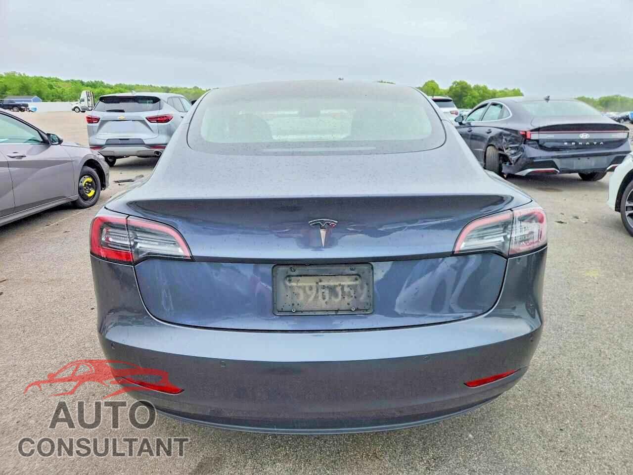 TESLA MODEL 3 2022 - 5YJ3E1EA5NF370035