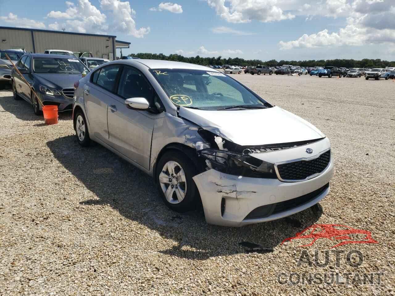 KIA FORTE 2018 - 3KPFK4A78JE236962