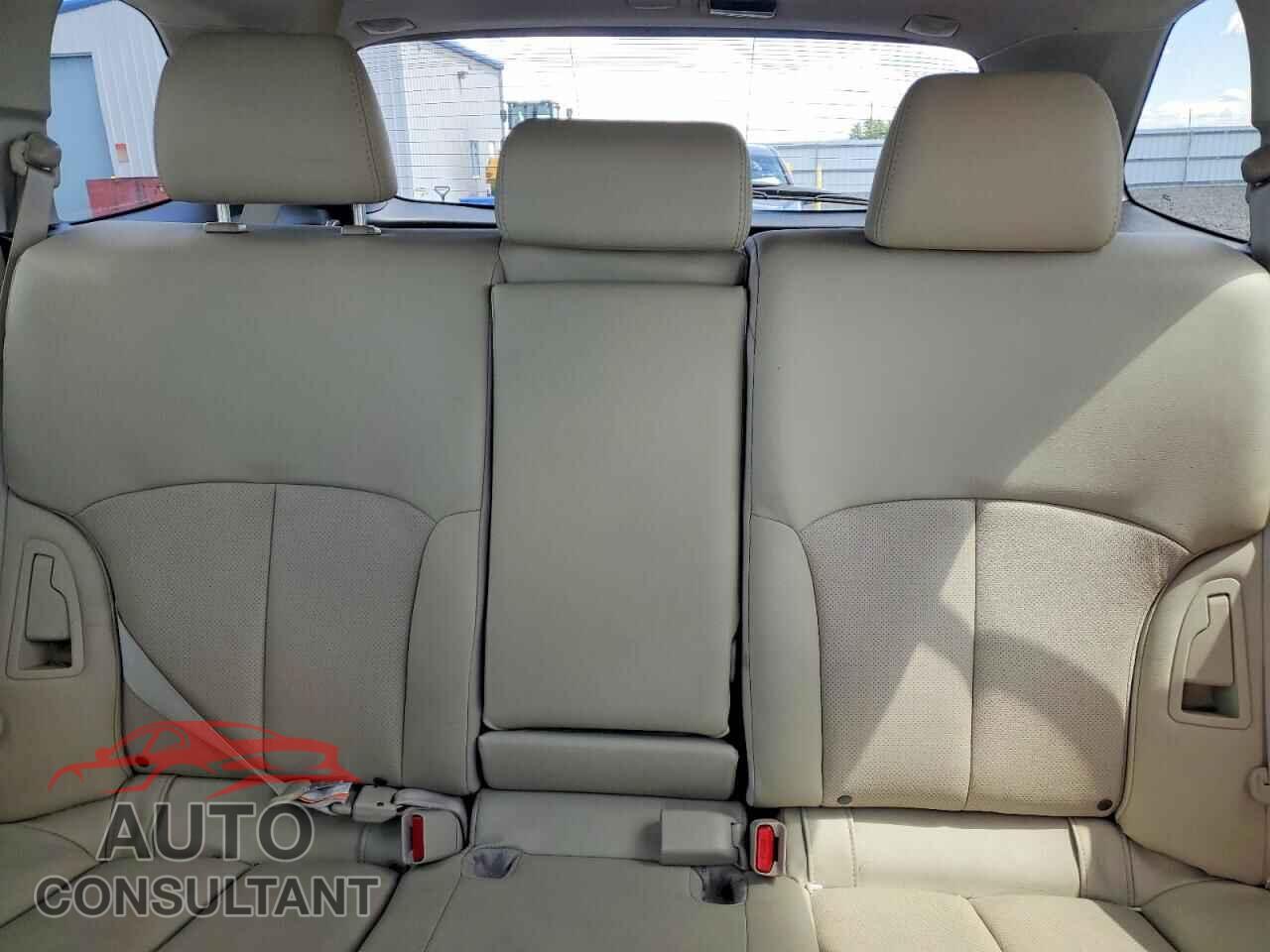 SUBARU OUTBACK 2013 - 4S4BRBLC2D3205626