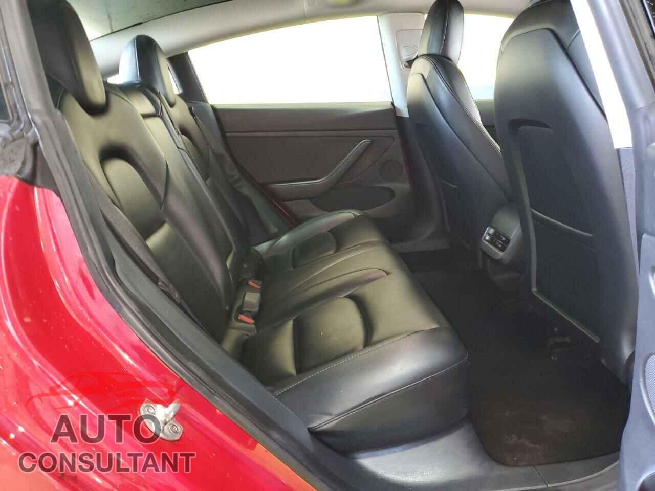 TESLA MODEL 3 2022 - 5YJ3E1EA4NF288457