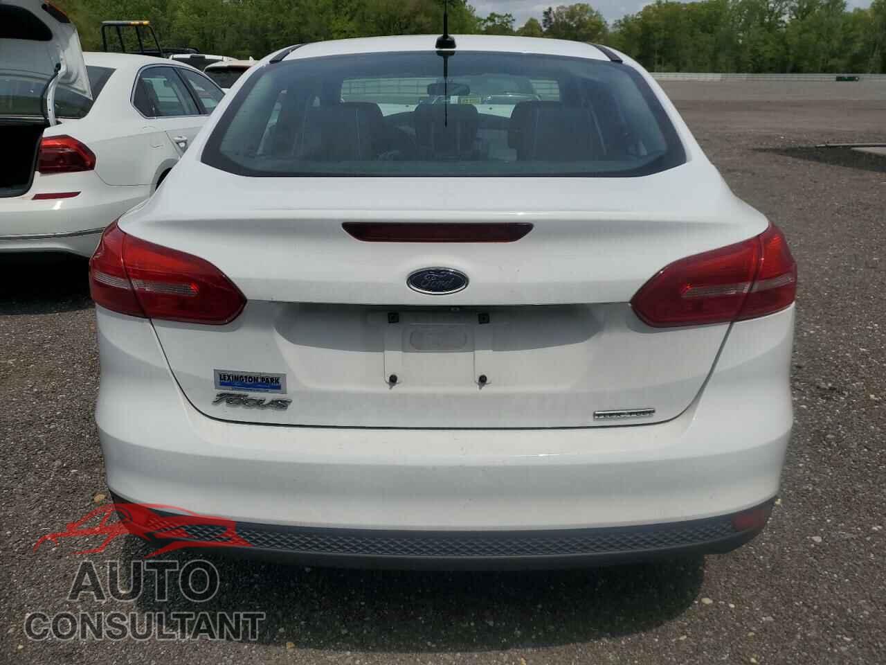 FORD FOCUS 2016 - 1FADP3E28GL314020