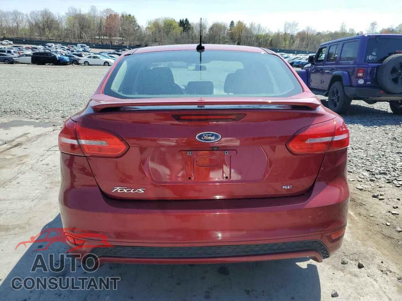 FORD FOCUS 2015 - 1FADP3F24FL213747