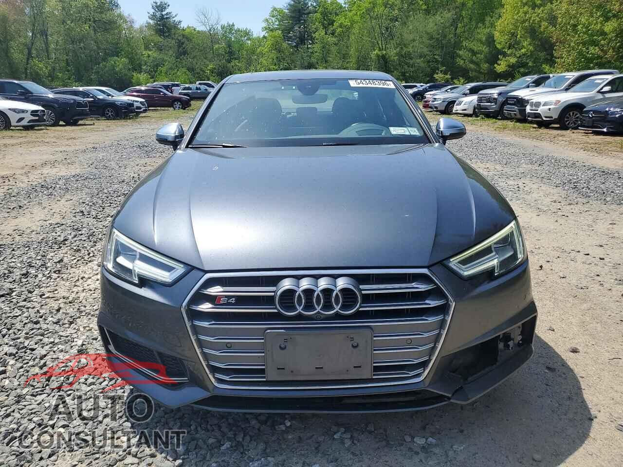 AUDI S4/RS4 2018 - WAUC4AF44JA001386