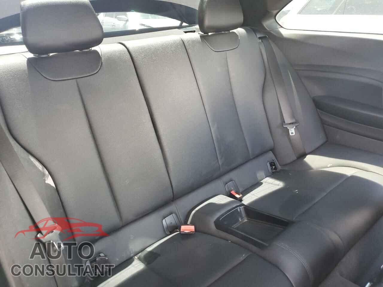 BMW 2 SERIES 2017 - WBA2F9C33HV984130