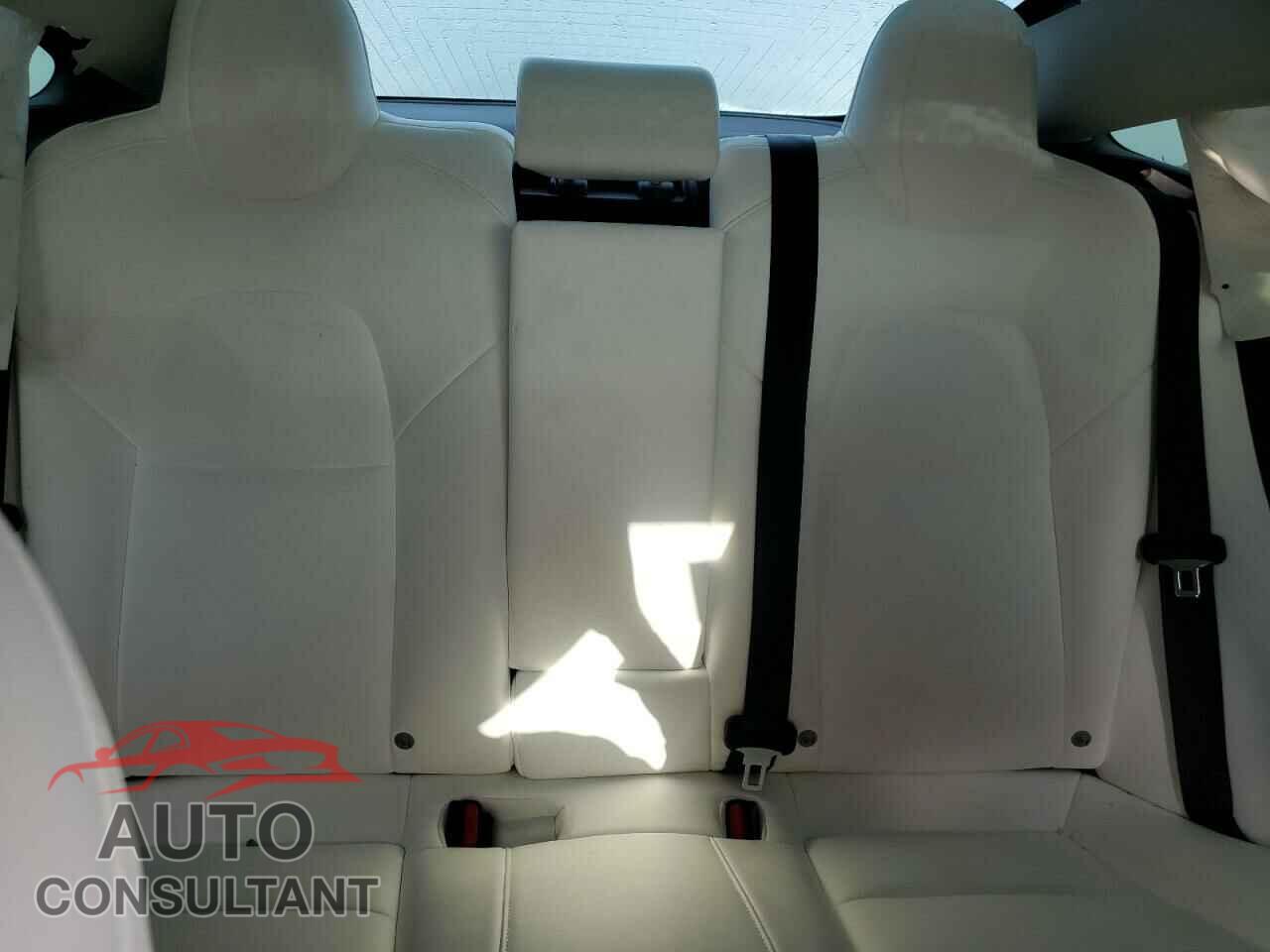 TESLA MODEL 3 2019 - 5YJ3E1EA3KF332430
