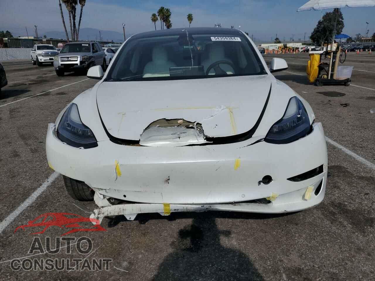 TESLA MODEL 3 2022 - 5YJ3E1EA5NF243396