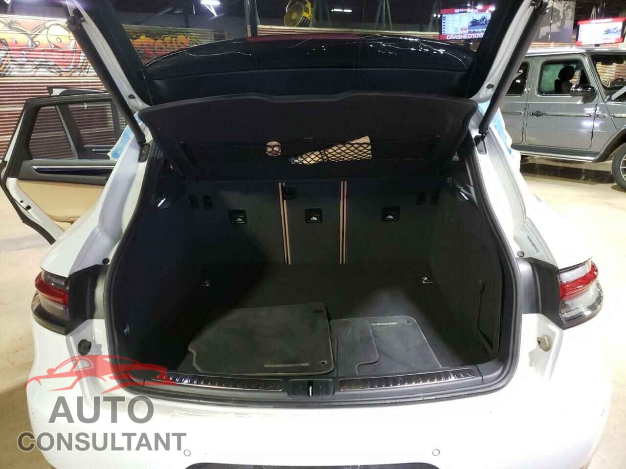 PORSCHE MACAN 2019 - WP1AB2A52KLB33282