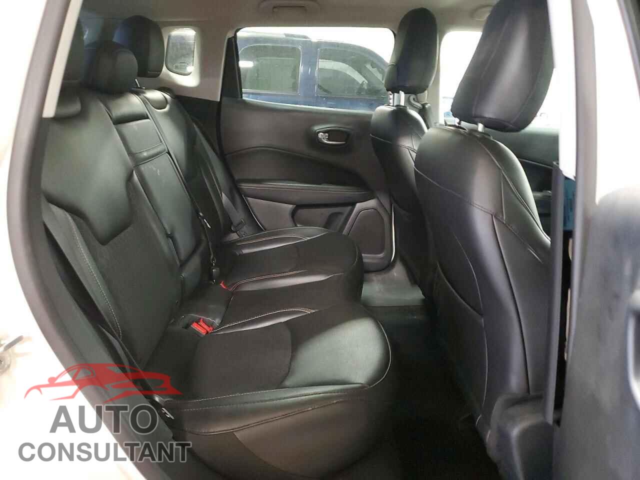 JEEP COMPASS 2019 - 3C4NJDBB0KT678357