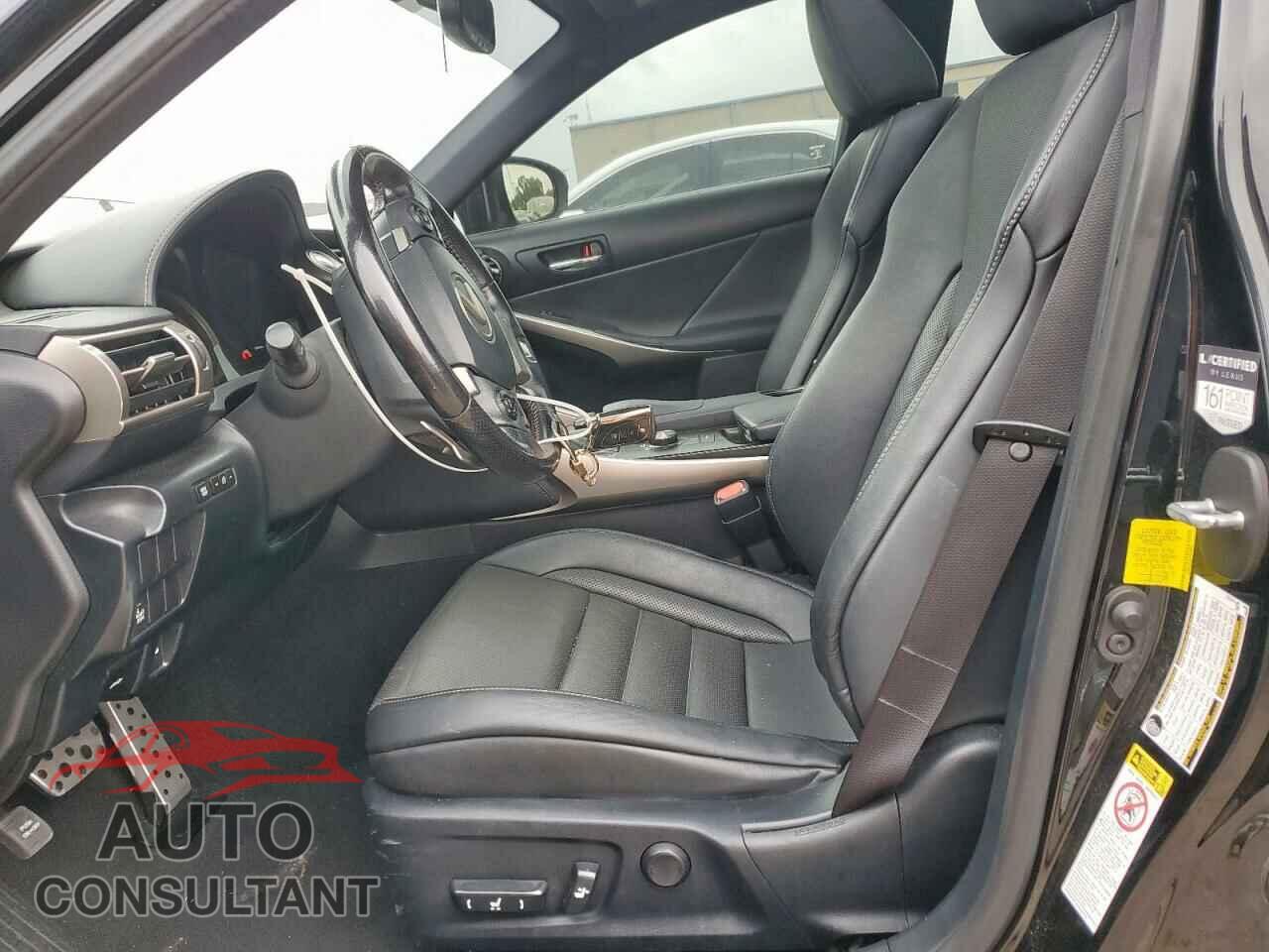 LEXUS IS 2016 - JTHBA1D25G5034504