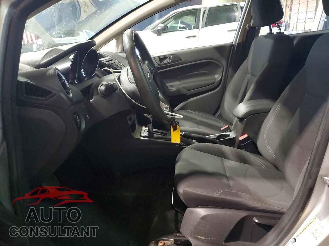 FORD FIESTA 2018 - 3FADP4EJ8JM112409