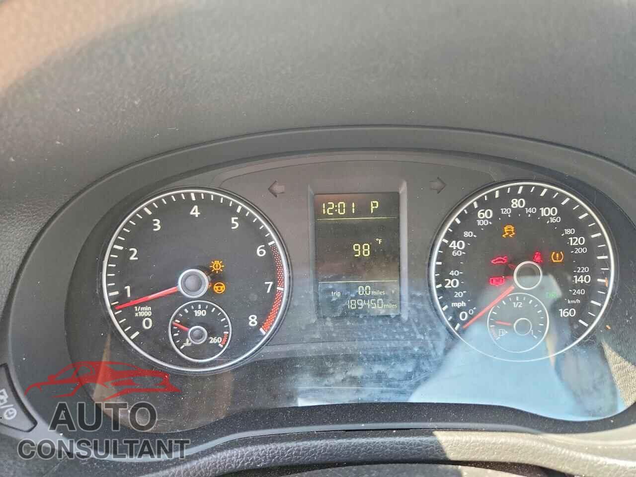VOLKSWAGEN PASSAT 2014 - 1VWAT7A32EC048695