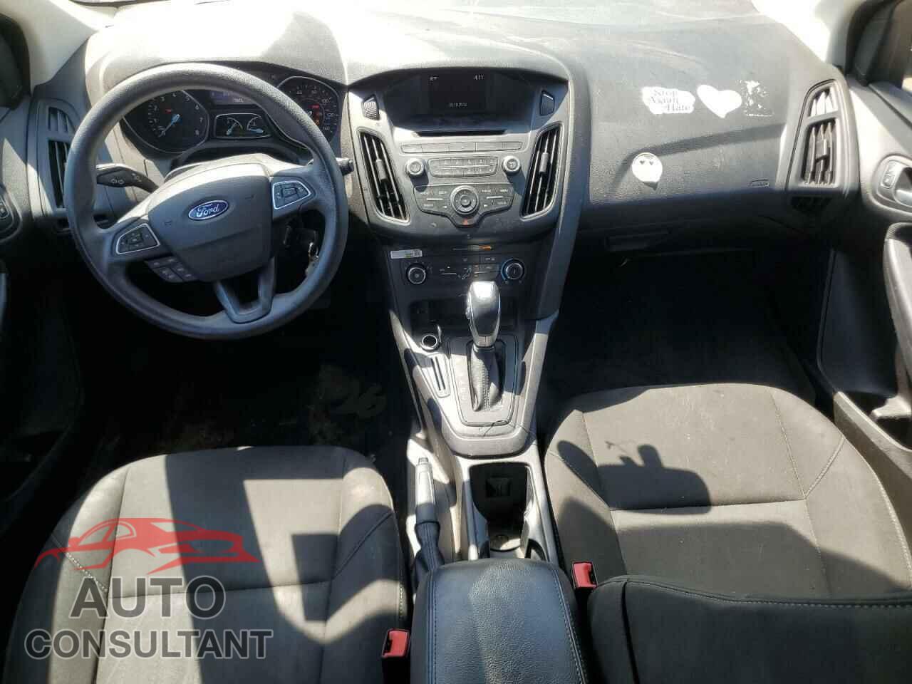 FORD FOCUS 2016 - 1FADP3K28GL389093