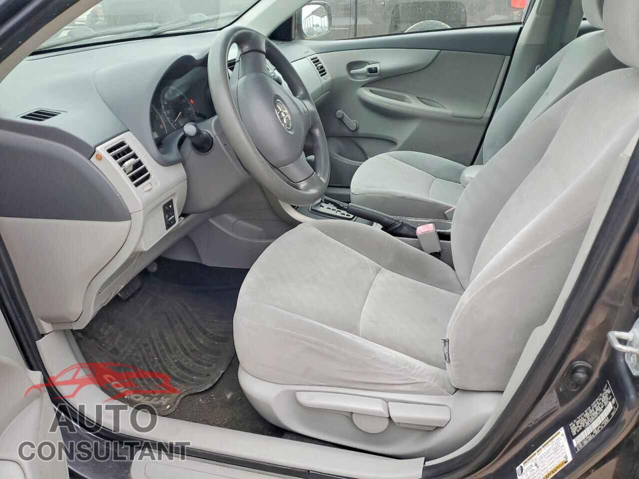 TOYOTA COROLLA 2009 - JTDBL40E599019199