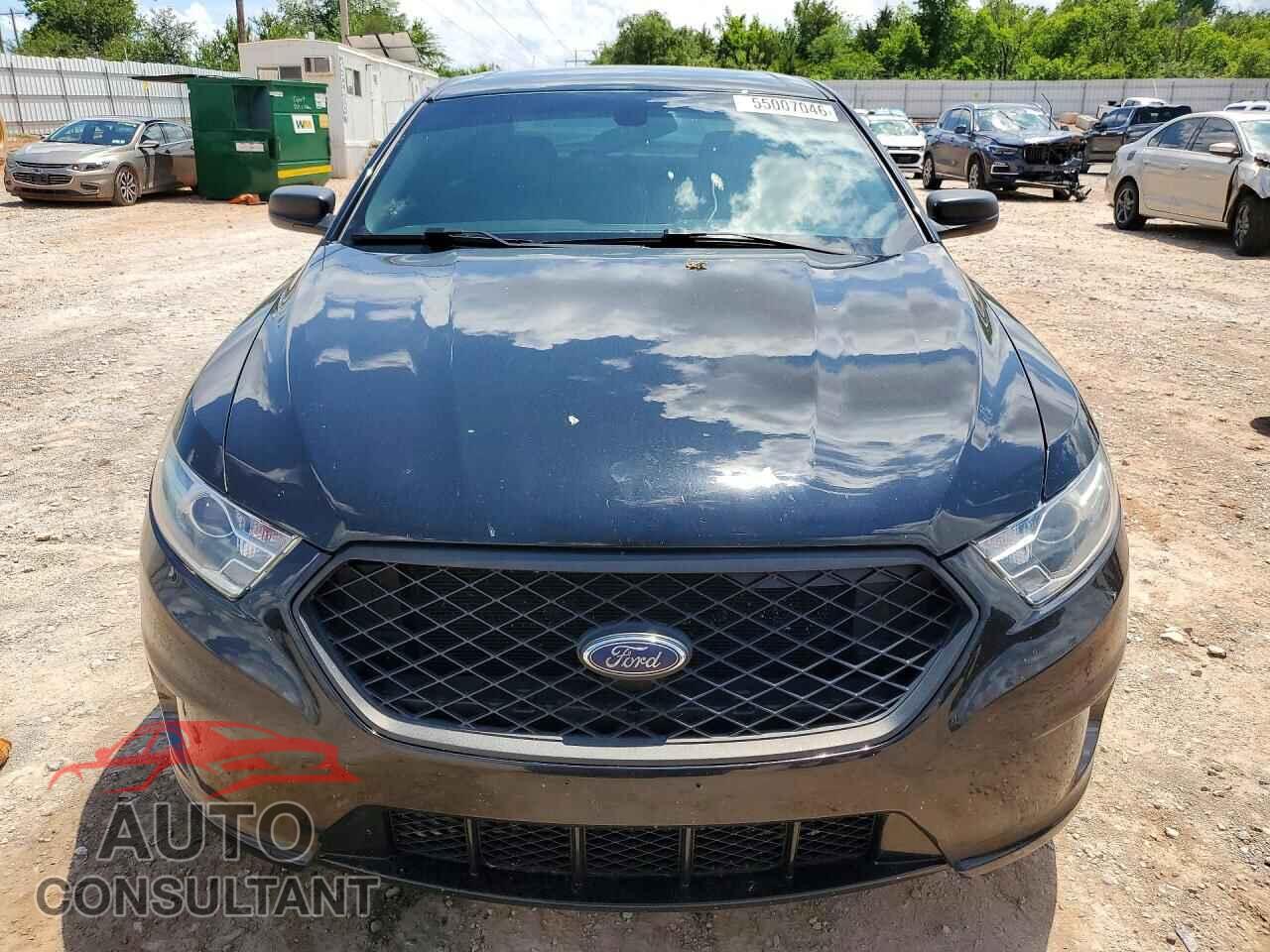 FORD TAURUS 2017 - 1FAHP2L80HG126380