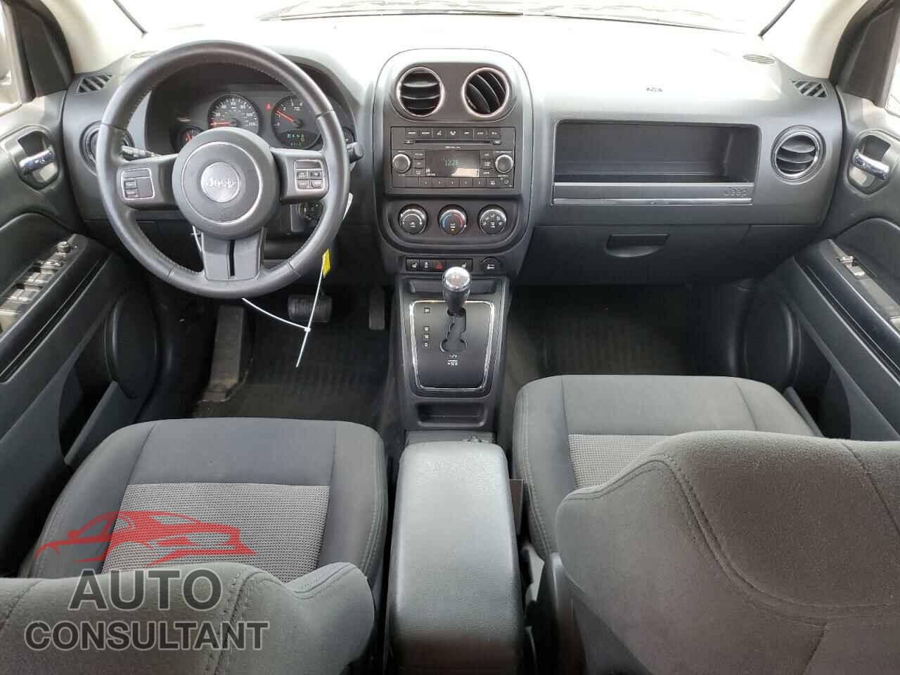 JEEP COMPASS 2012 - 1C4NJCEA8CD677543
