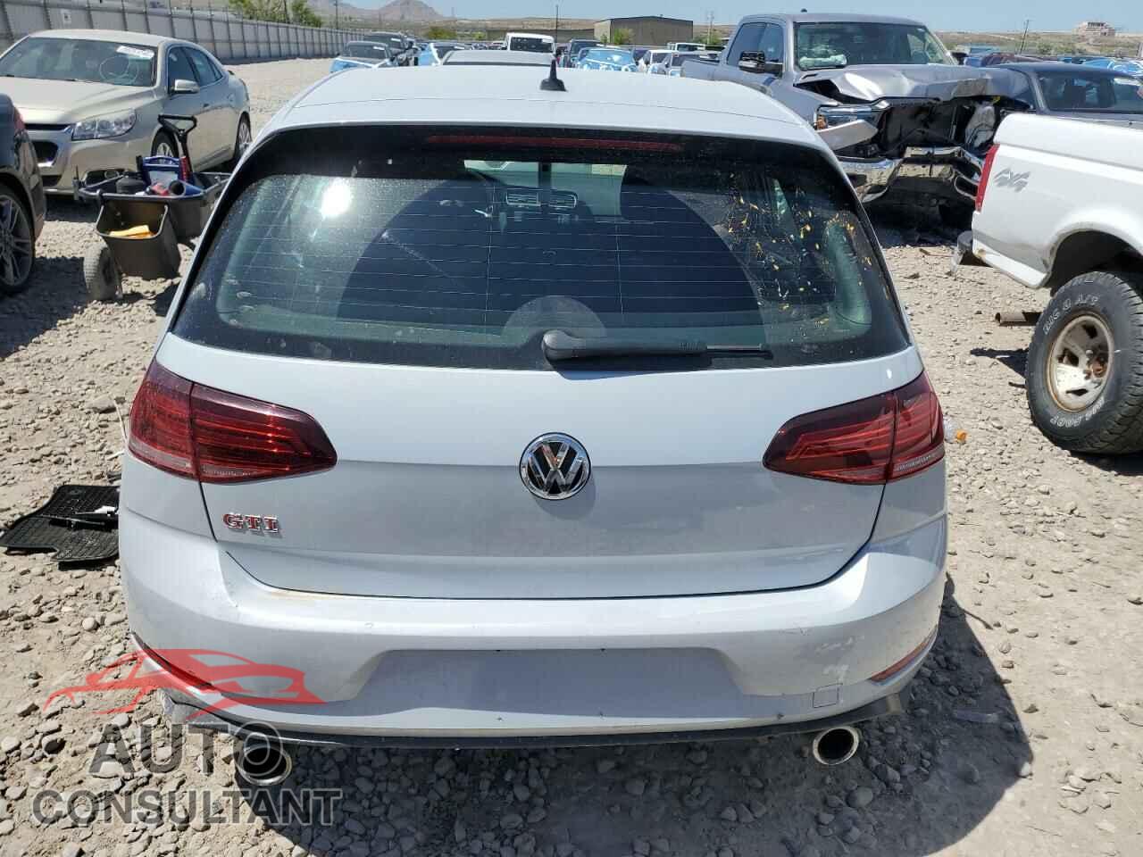 VOLKSWAGEN GTI 2019 - 3VW5T7AU6KM003473