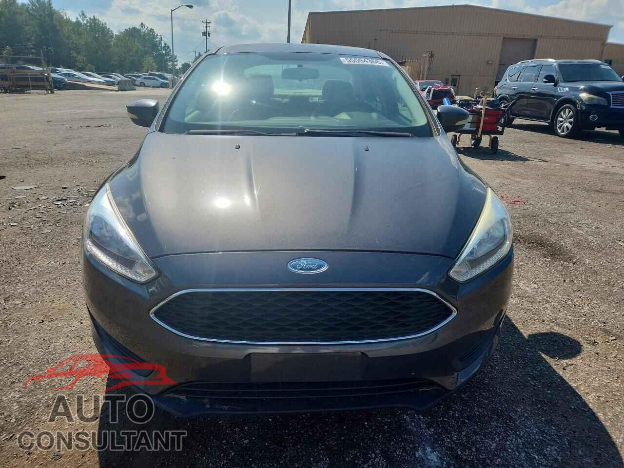 FORD FOCUS 2017 - 1FADP3F27HL212529