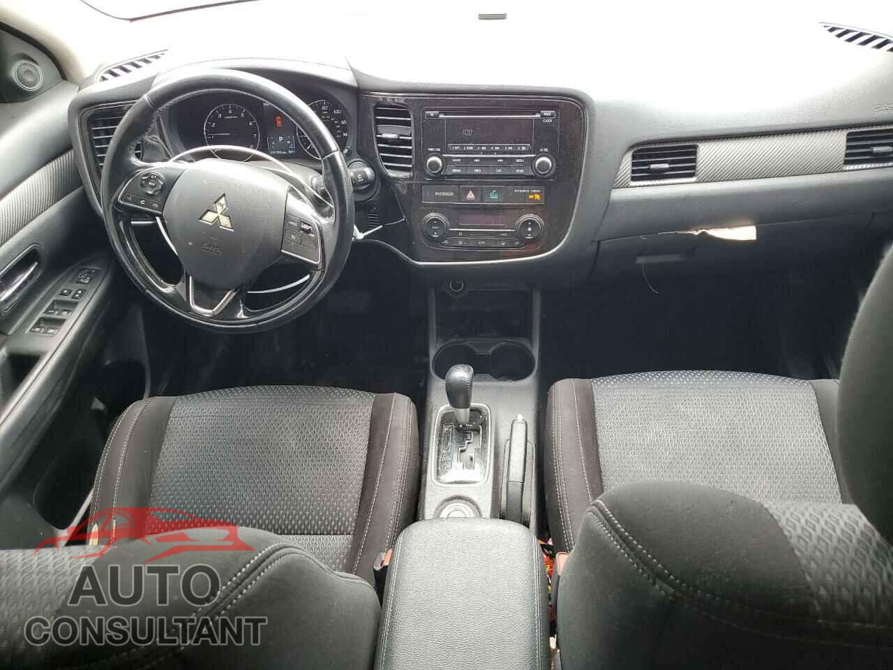 MITSUBISHI OUTLANDER 2016 - JA4AZ3A33GZ041047