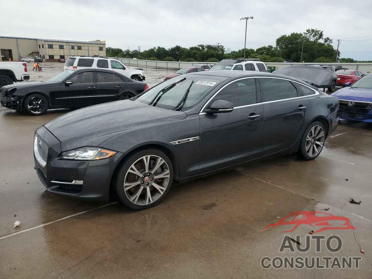 JAGUAR XJ 2016 - SAJWA2GE1GMW01488