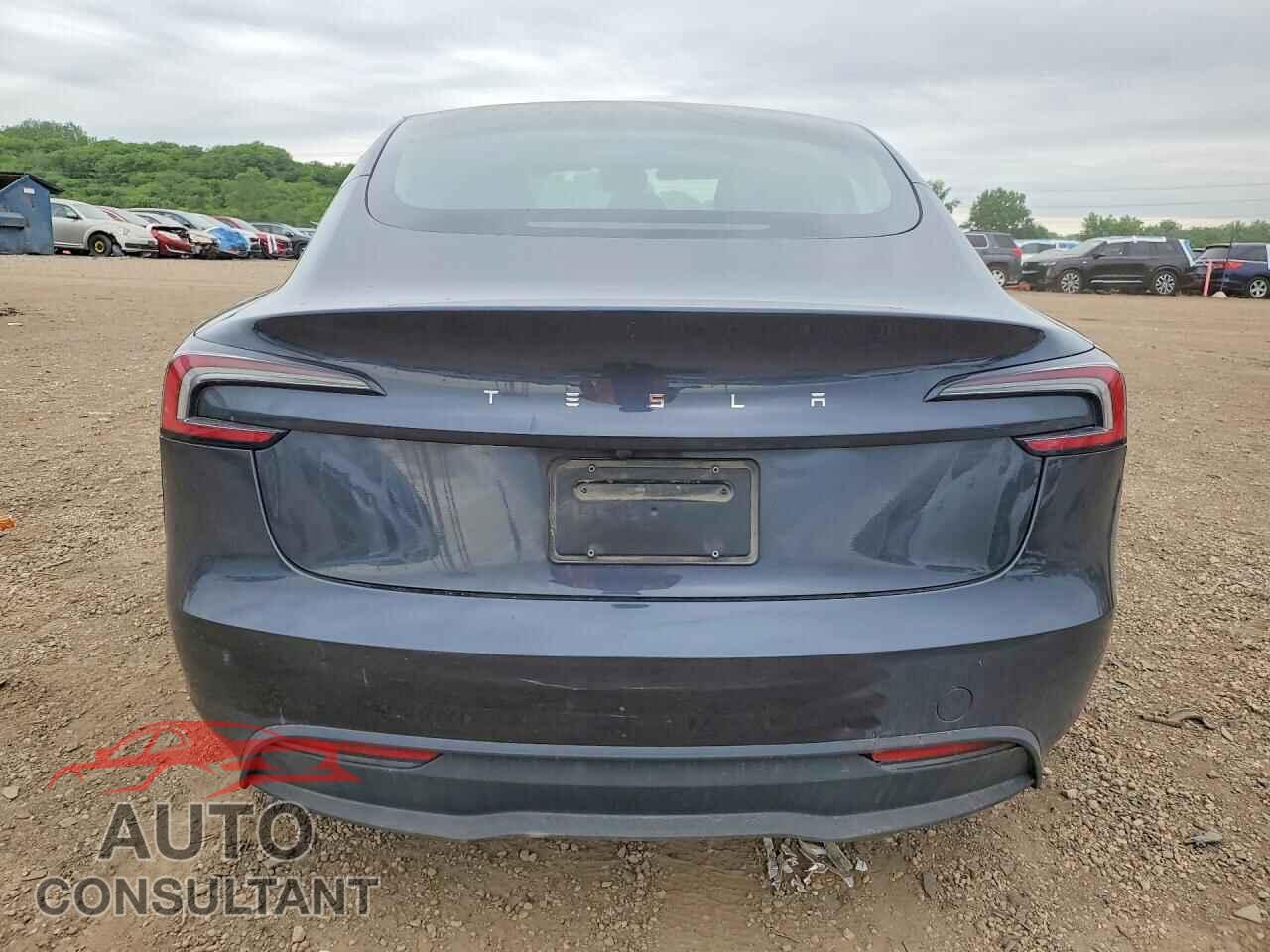 TESLA MODEL 3 2024 - 5YJ3E1EA1RF773550