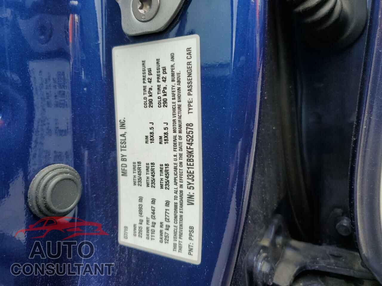 TESLA MODEL 3 2019 - 5YJ3E1EB9KF452578