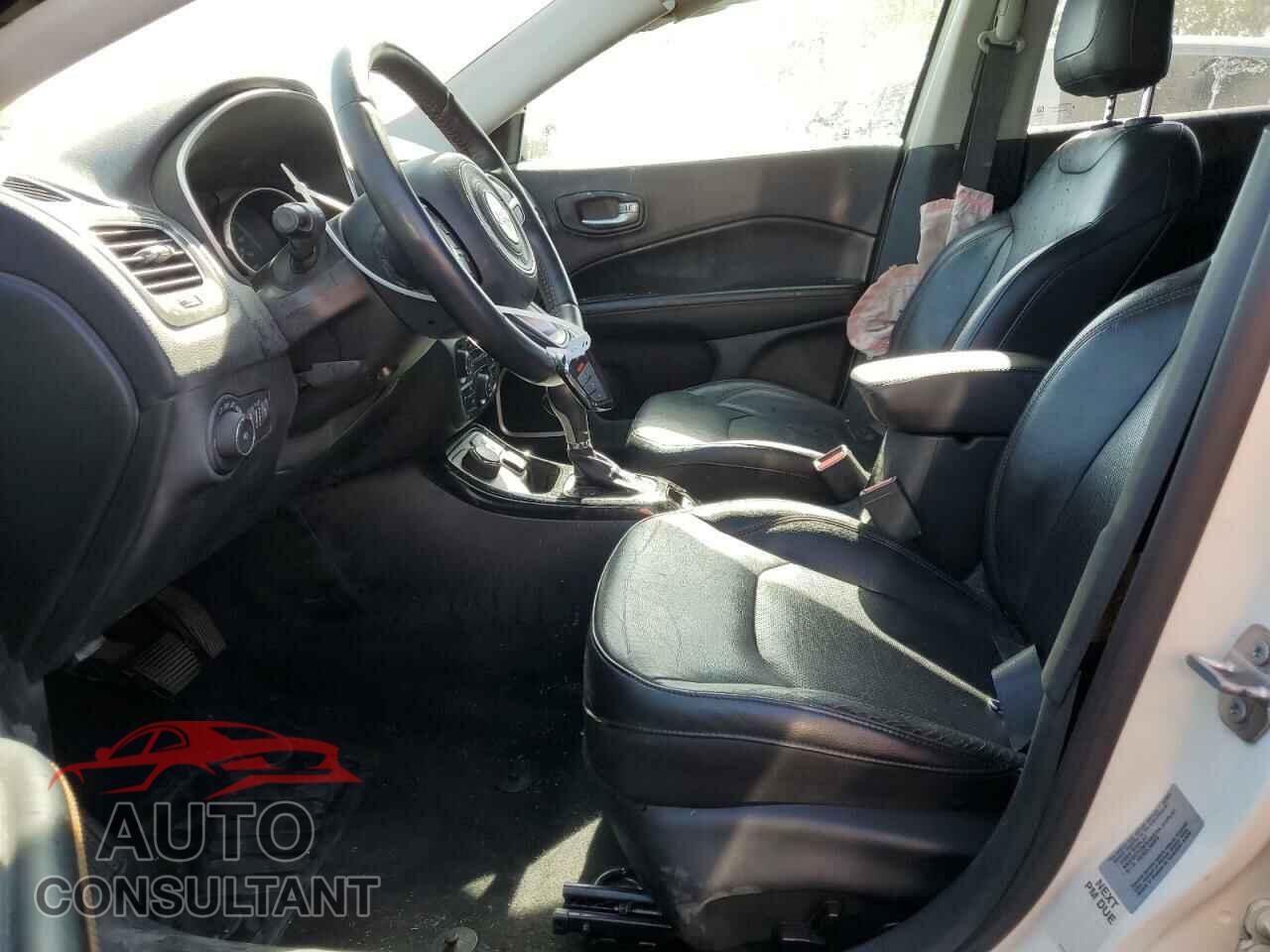 JEEP COMPASS 2017 - 3C4NJDCB7HT680453