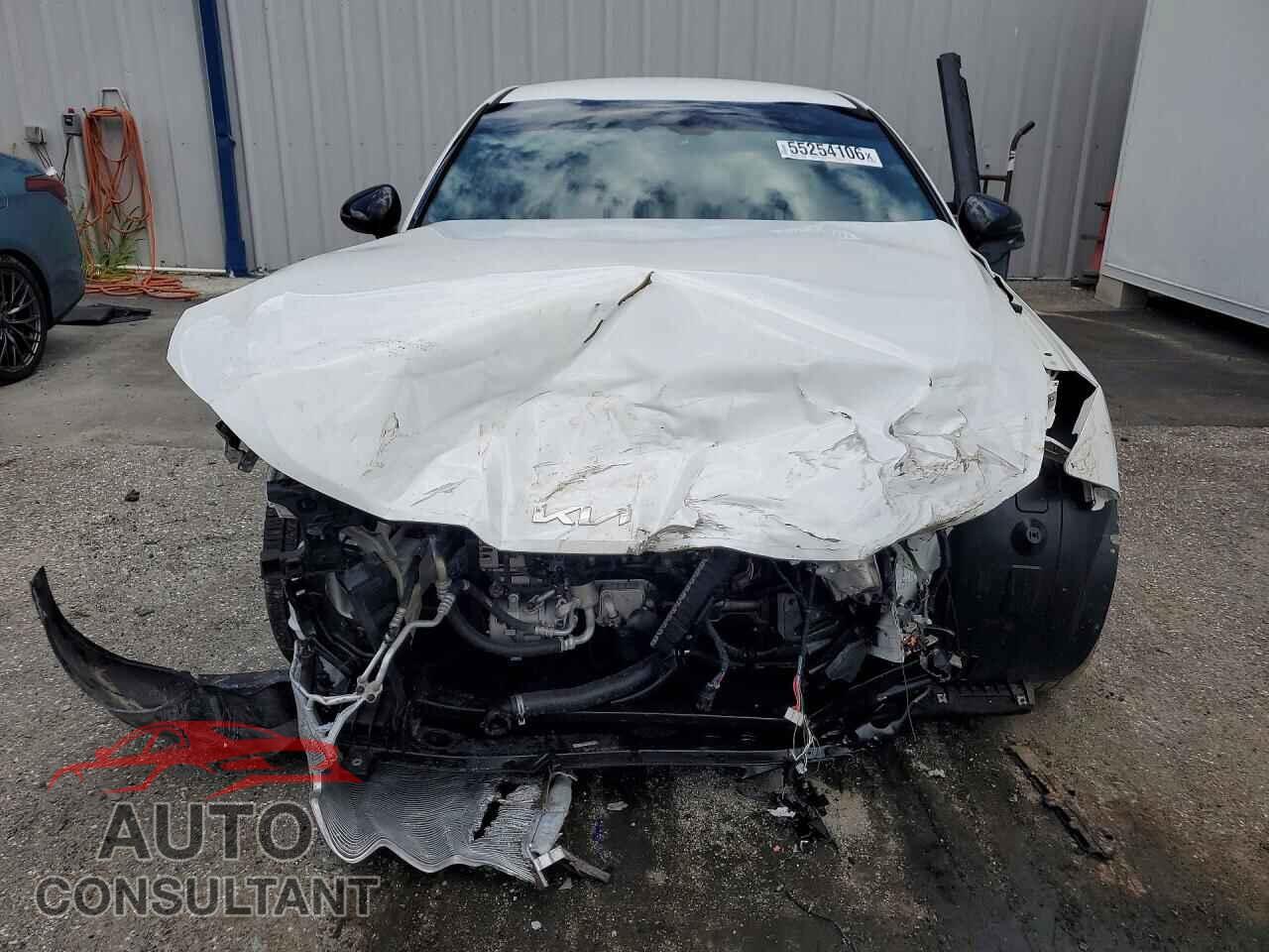 KIA K5 2025 - KNAG64J79S5301028
