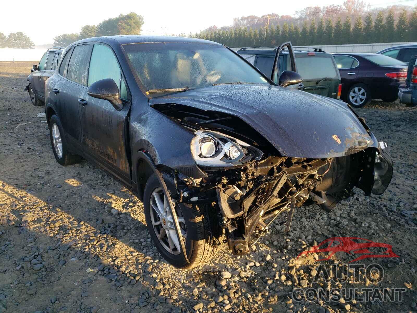 PORSCHE CAYENNE 2018 - WP1AA2A27JKA02099