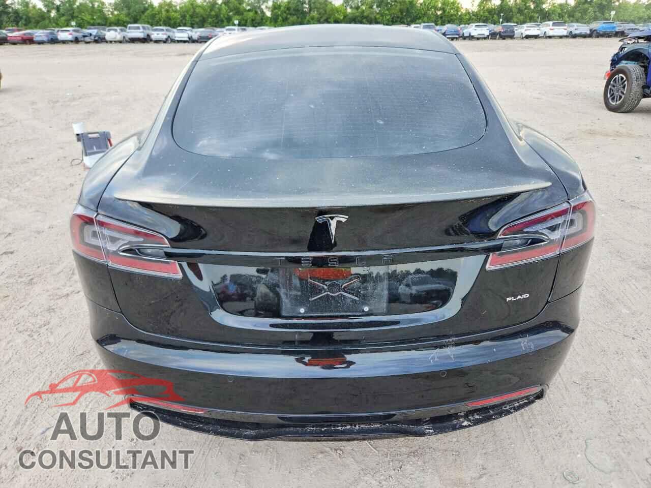TESLA MODEL S 2021 - 5YJSA1E68MF439365