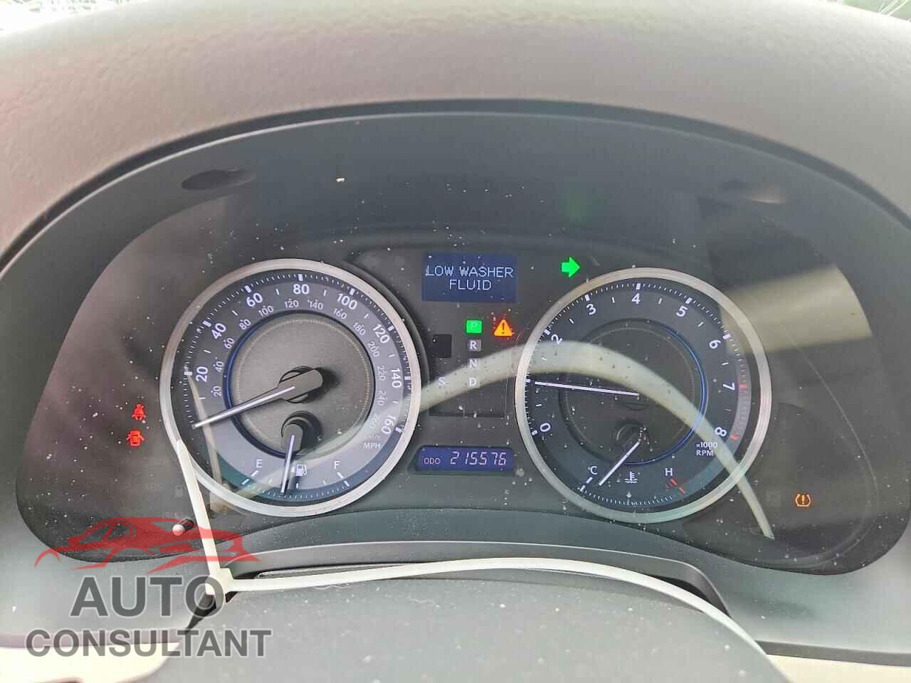 LEXUS IS 2012 - JTHBF5C20C5167028