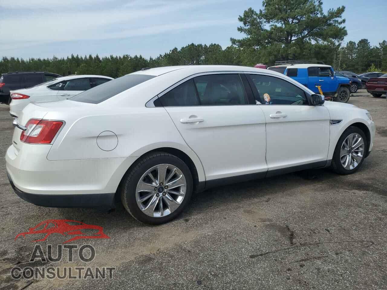 FORD TAURUS 2010 - 1FAHP2FW4AG144445